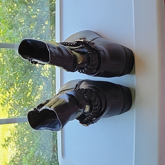 Mickey Ankle Boot - Picture 6 of 9